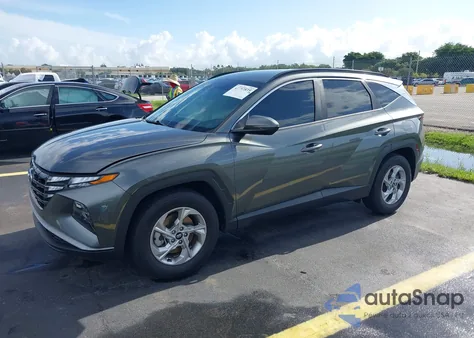 2022 Hyundai Tucson Sel z USA, uszkodzony, nr VIN 5NMJB3AE8NH077393